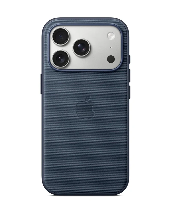 Case TechWoven con MagSafe azul puesto en un iPhone, vista trasera